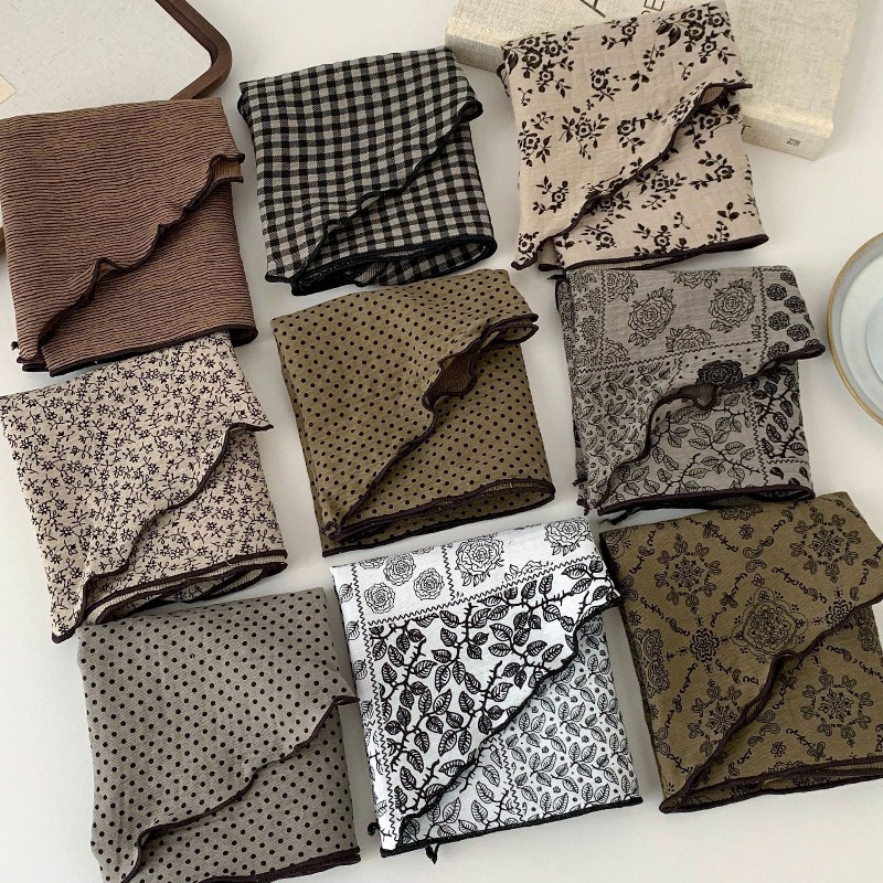 Artystyczna kwiatowa trójkątna – Ascot Neck Scarf recenzja i cena